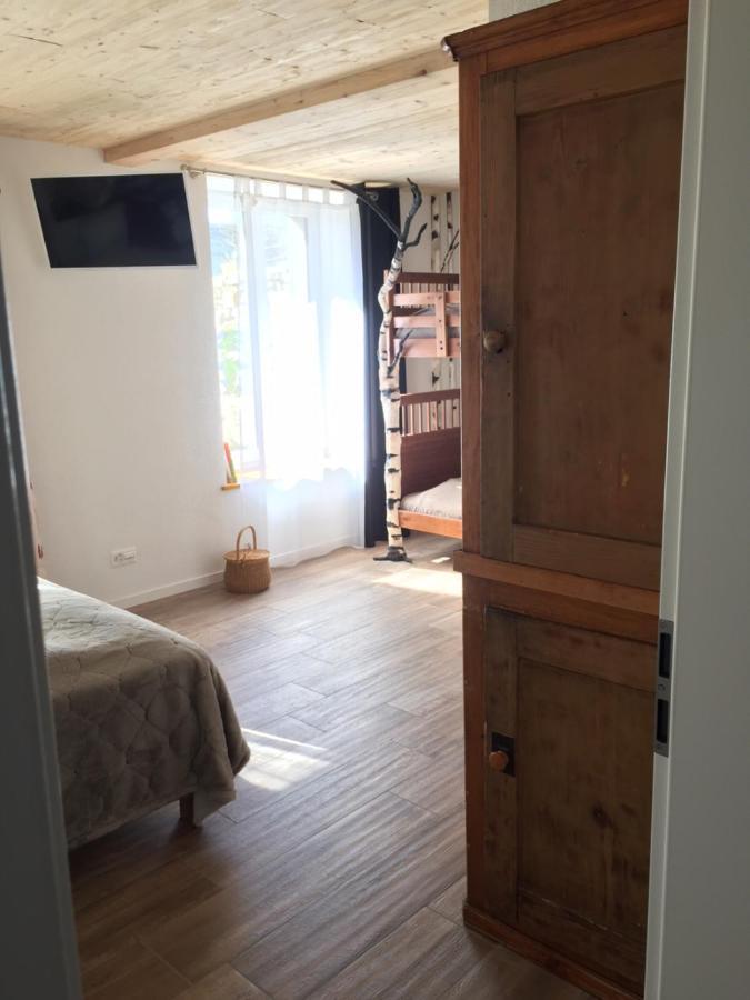 La Ferme Des Aretes Bed & Breakfast La Chaux De Fonds Екстериор снимка
