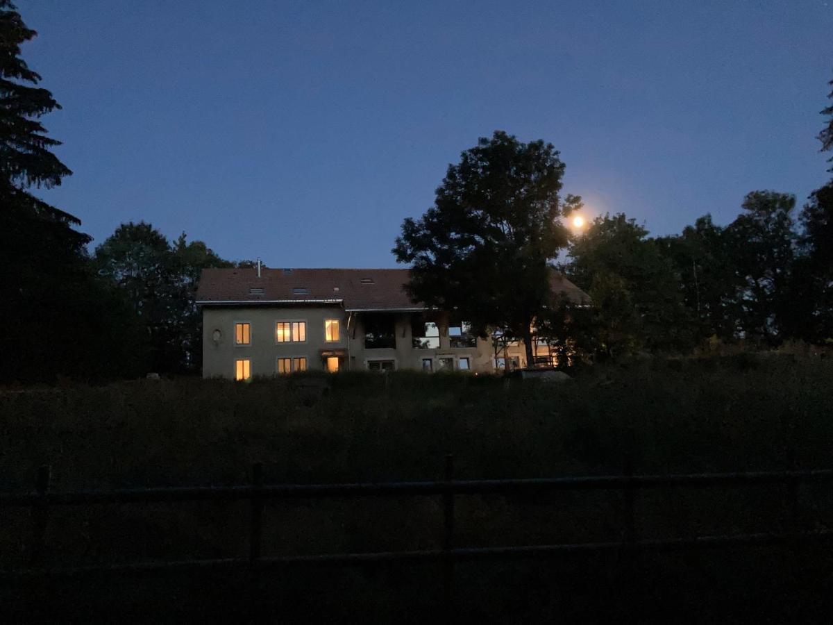 La Ferme Des Aretes Bed & Breakfast La Chaux De Fonds Екстериор снимка