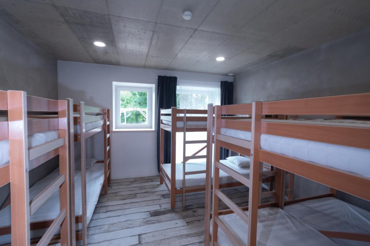 La Ferme Des Aretes Bed & Breakfast La Chaux De Fonds Екстериор снимка